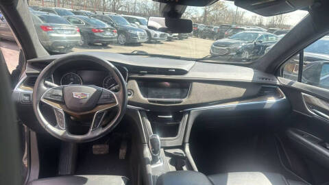 2017 Cadillac XT5 Platinum