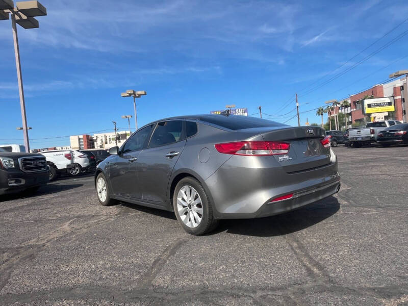 2018 Kia Optima LX
