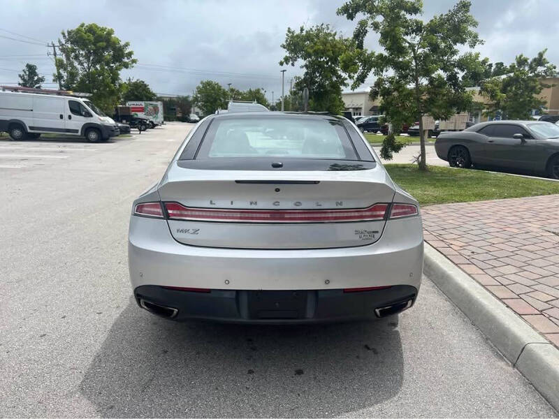 2016 Lincoln MKZ