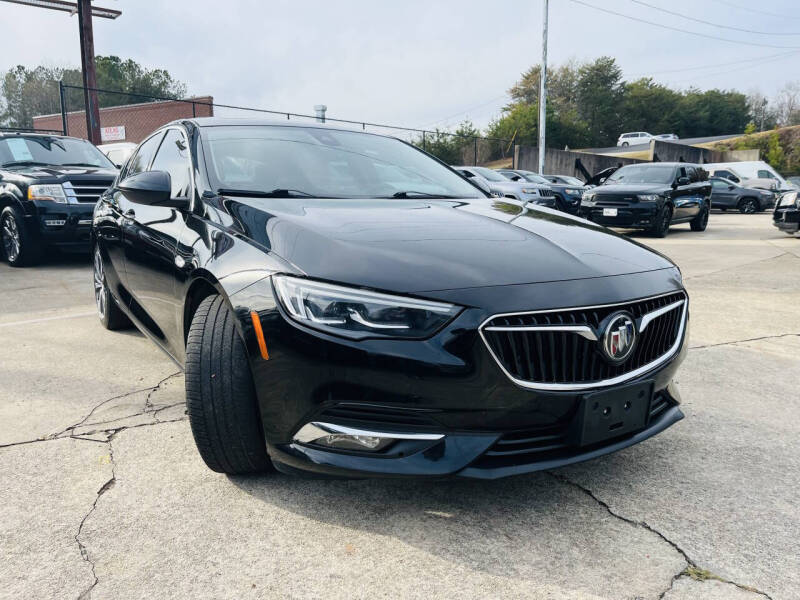 2019 Buick Regal Sportback Essence