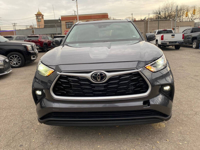 2022 Toyota Highlander XLE