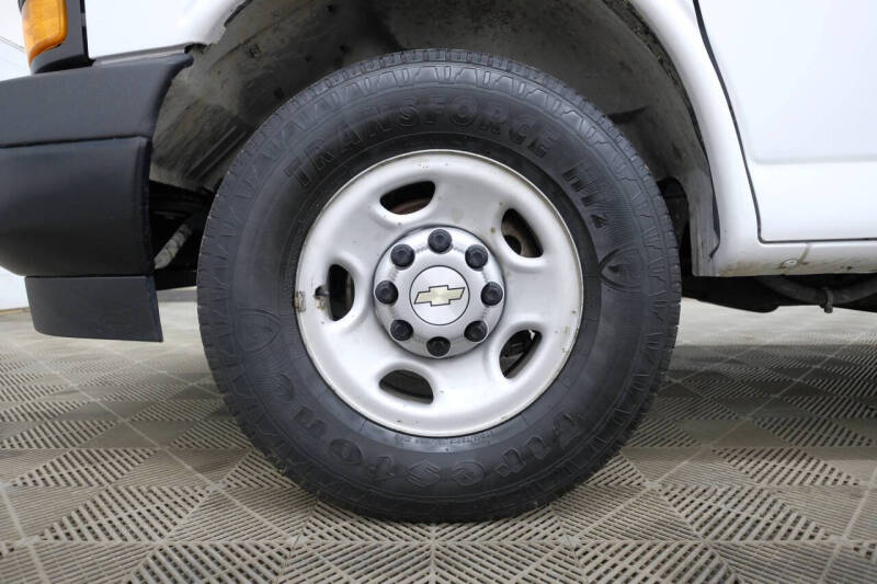 2021 Chevrolet Express 2500