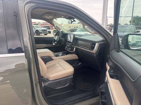 2024 Ford Expedition XLT