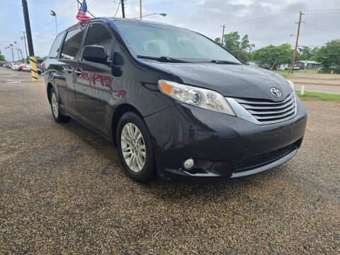 2015 Toyota Sienna
