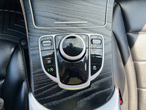 2019 Mercedes-Benz GLC GLC 300