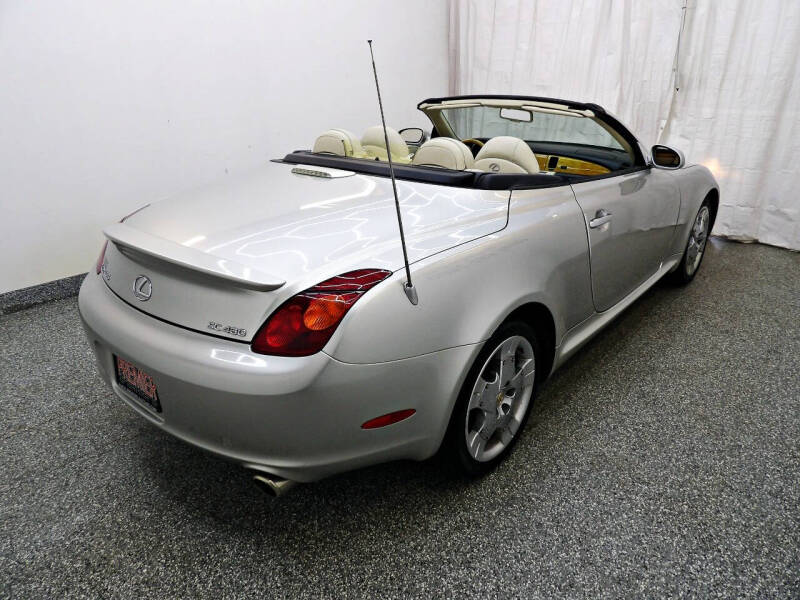 2004 Lexus SC 430