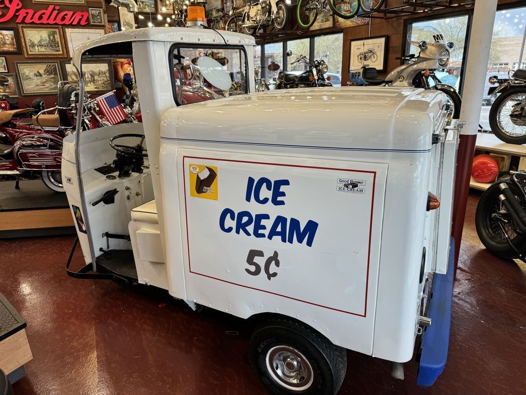 1972 Cushman Ice Cream Truck 2