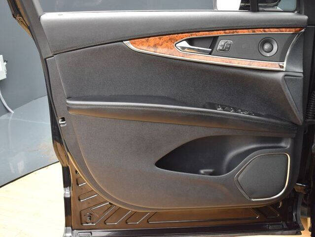 2020 Lincoln Nautilus Reserve