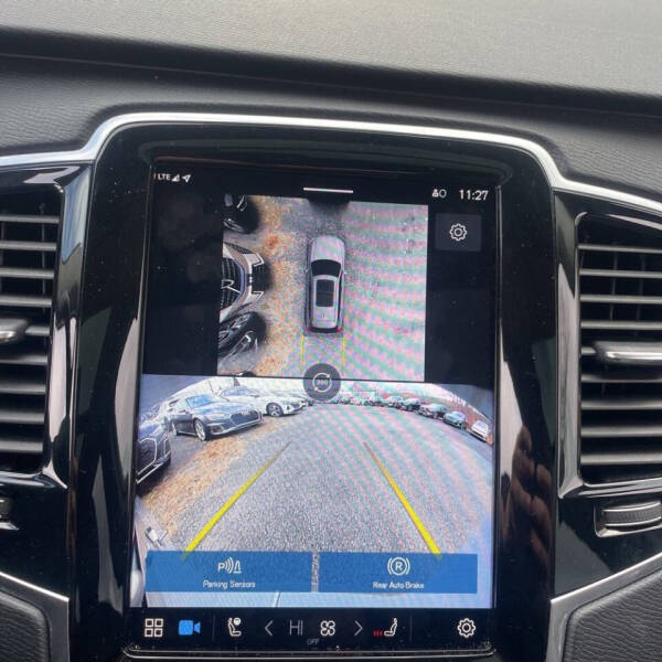 2025 Volvo XC90 B6 Plus Bright Theme 7P