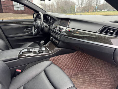 2014 BMW 5 Series 550i