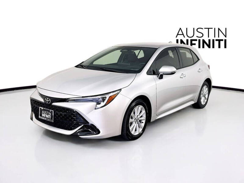 2025 Toyota Corolla Hatchback SE