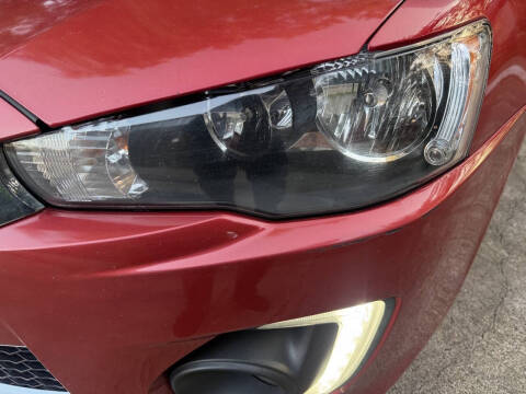 2017 Mitsubishi Lancer ES