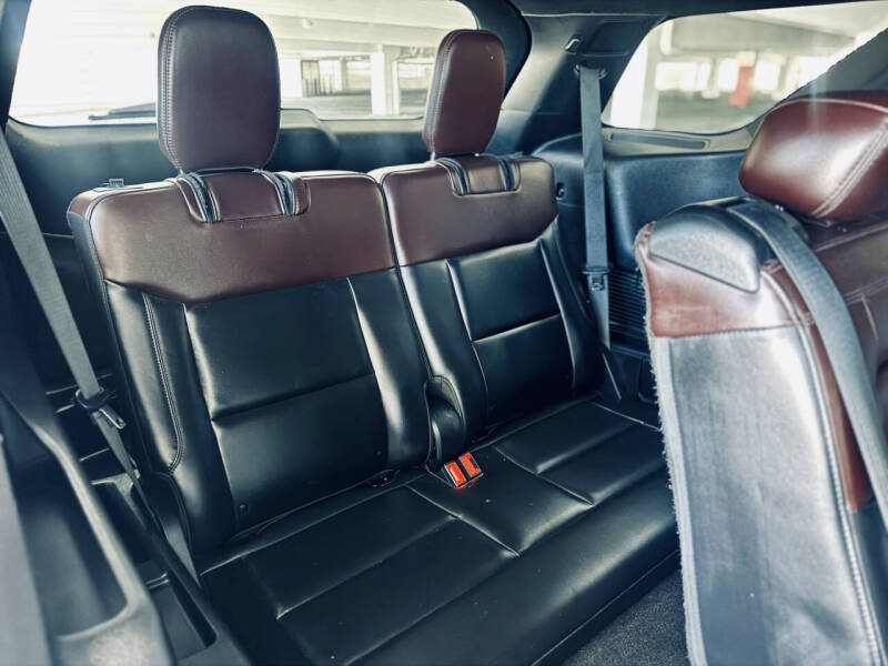 2020 Ford Explorer Platinum