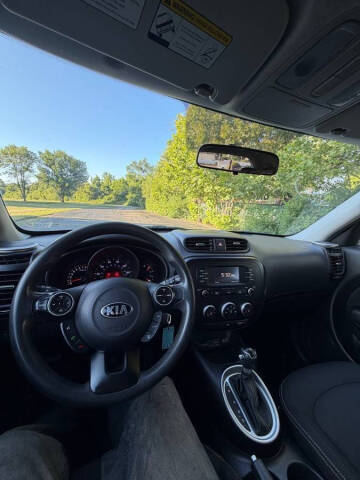 2016 Kia Soul +
