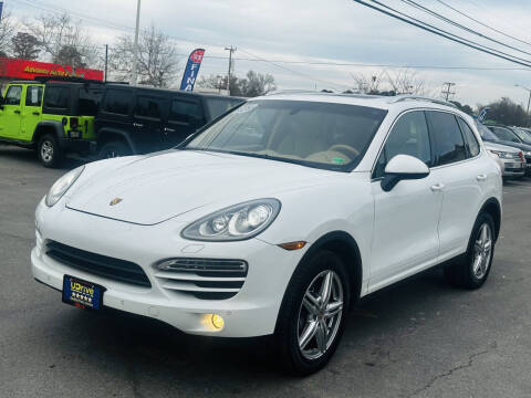 2014 Porsche Cayenne Platinum