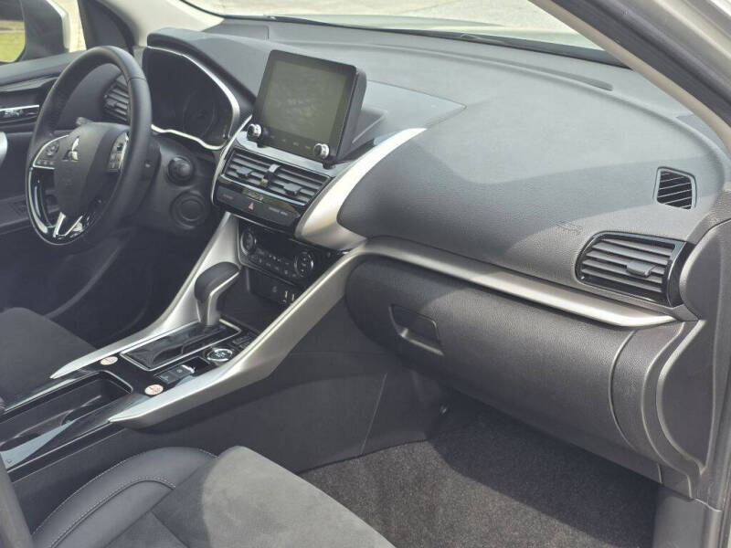 2025 Mitsubishi Eclipse Cross SE