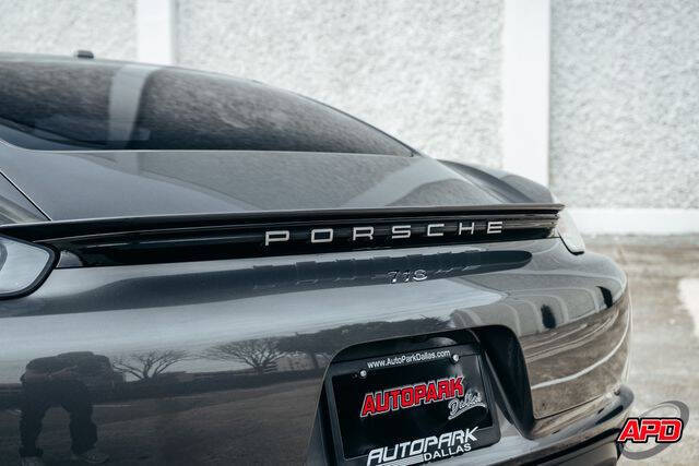 2019 Porsche 718 Cayman