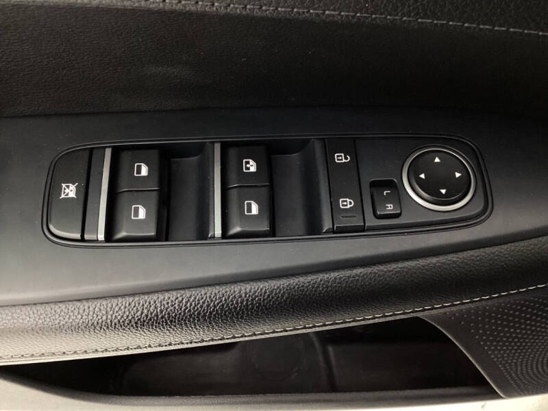 2020 Kia Forte GT Line