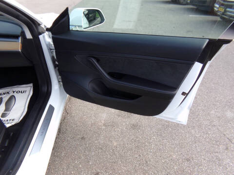 2020 Tesla Model 3 Standard Range Plus