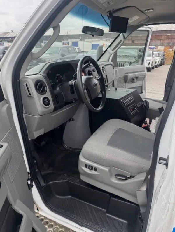 2018 Ford E-Series