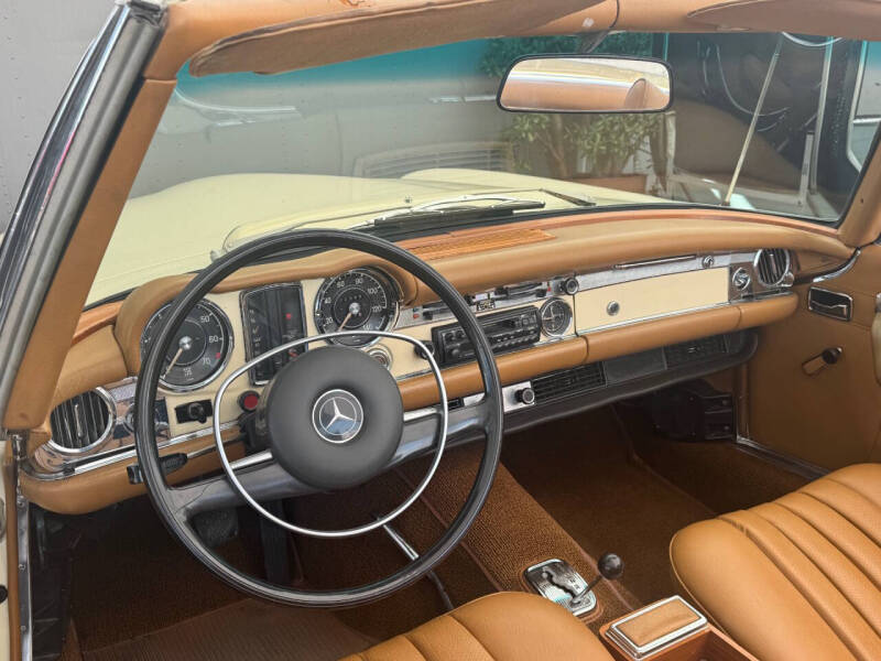 1971 Mercedes-Benz 280-Class