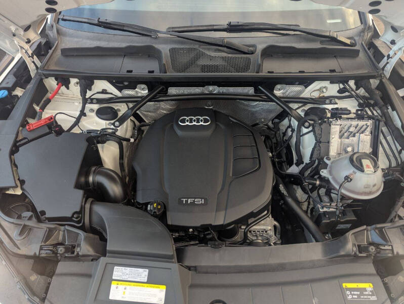 2020 Audi Q5 quattro Premium 45 TFSI