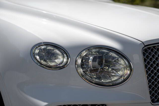 2022 Bentley Bentayga V8