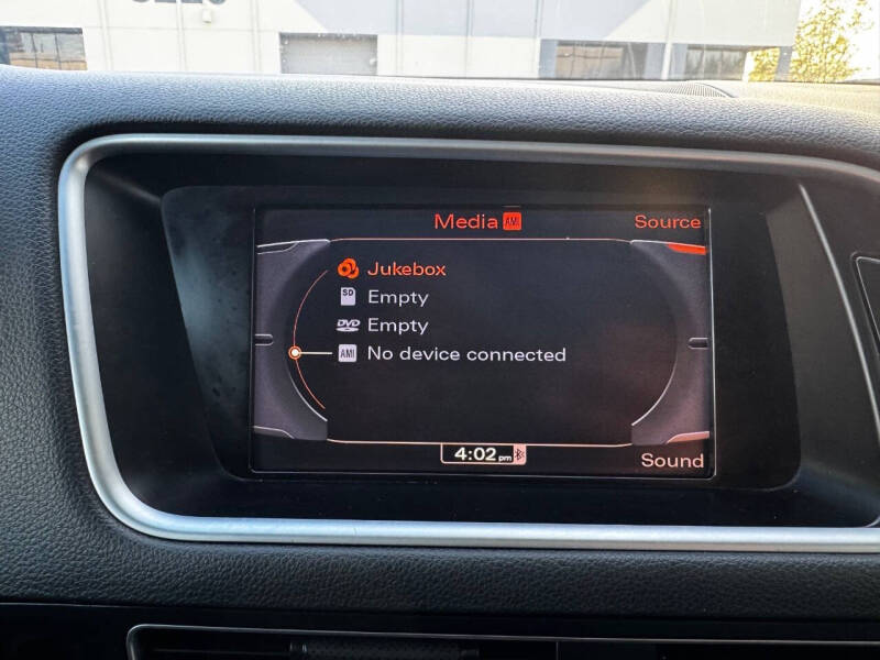 2012 Audi Q5 3.2 quattro Premium Plus