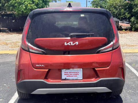 2023 Kia Soul LX