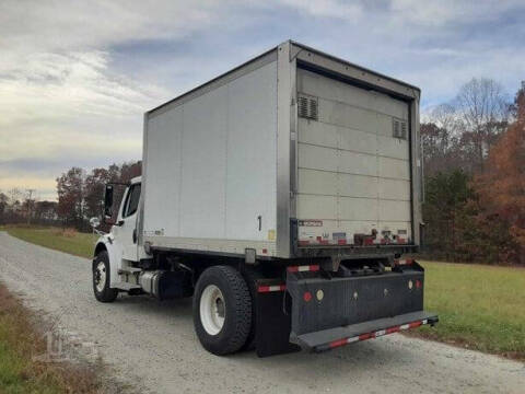 2016 Freightliner M2 106