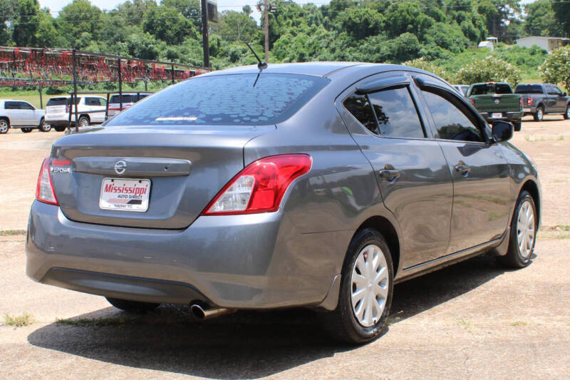 2018 Nissan Versa