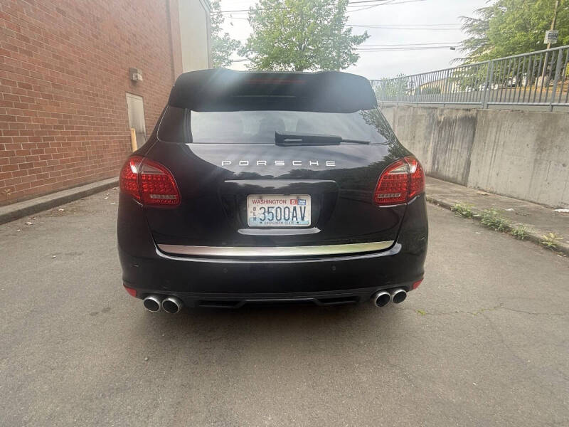 2012 Porsche Cayenne Tiptronic