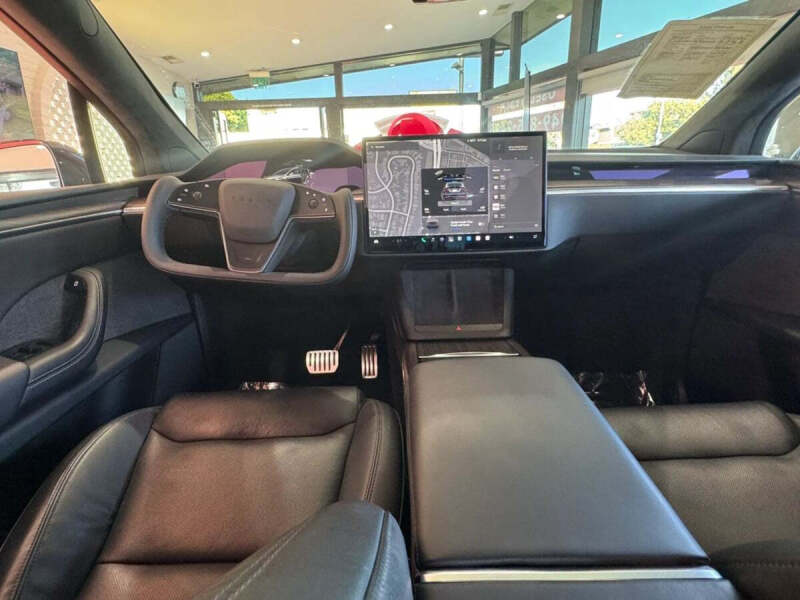 2023 Tesla Model X Standard Range