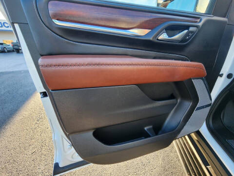 2023 GMC Yukon XL Denali Ultimate