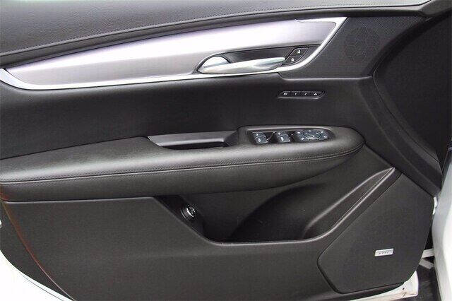 2017 Cadillac XT5 Luxury