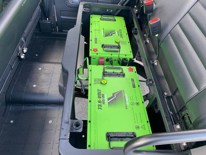 2025 HuntVe Electra Lithium 4x4 EPS Crew