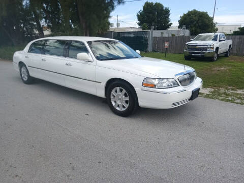 2007 Lincoln Town Car for sale at LAND & SEA BROKERS INC in Pompano Beach FL