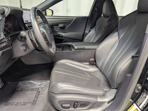 2023 Lexus ES 350 F SPORT Handling