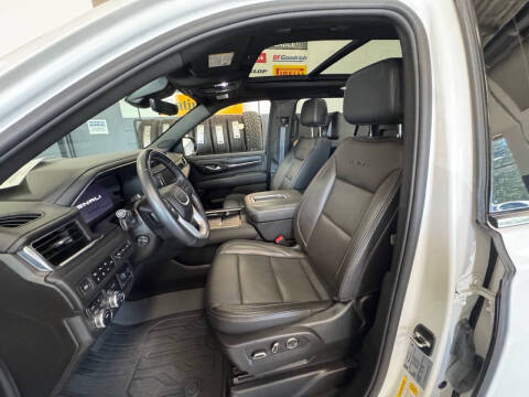 2024 GMC Yukon XL Denali
