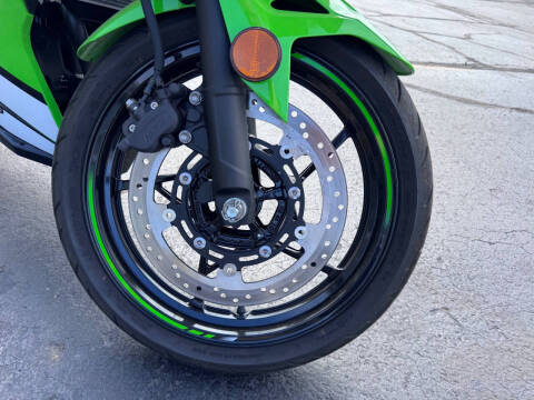 2025 Kawasaki Ninja 500