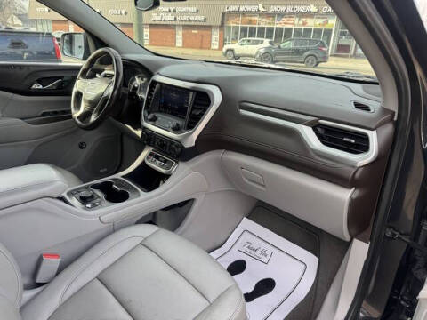 2020 GMC Acadia SLT