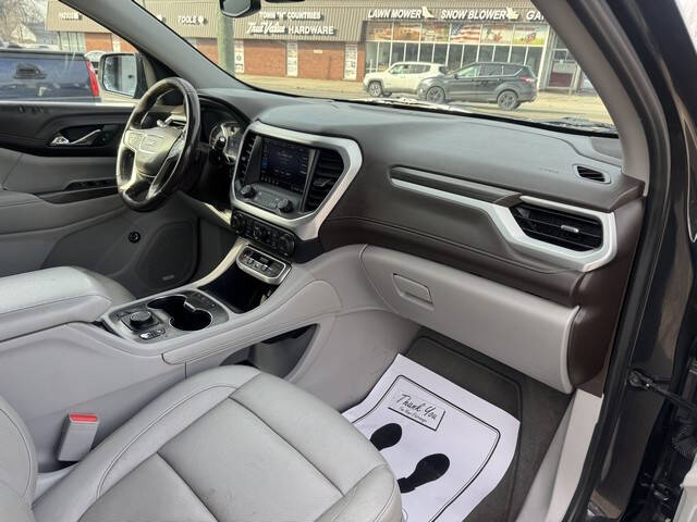 2020 GMC Acadia SLT