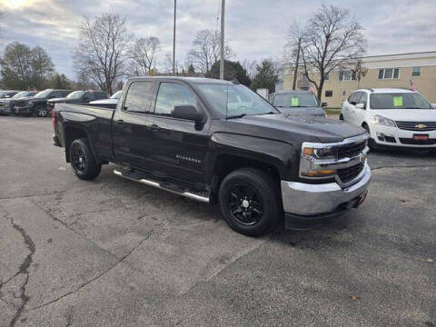 2018 Chevrolet Silverado 1500 for sale at WILLIAMS AUTO SALES in Green Bay WI