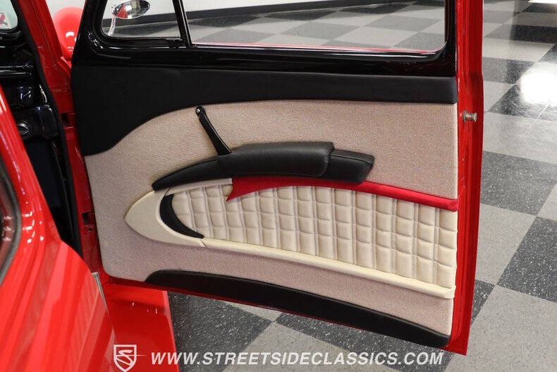 1940 Chevrolet Master Deluxe