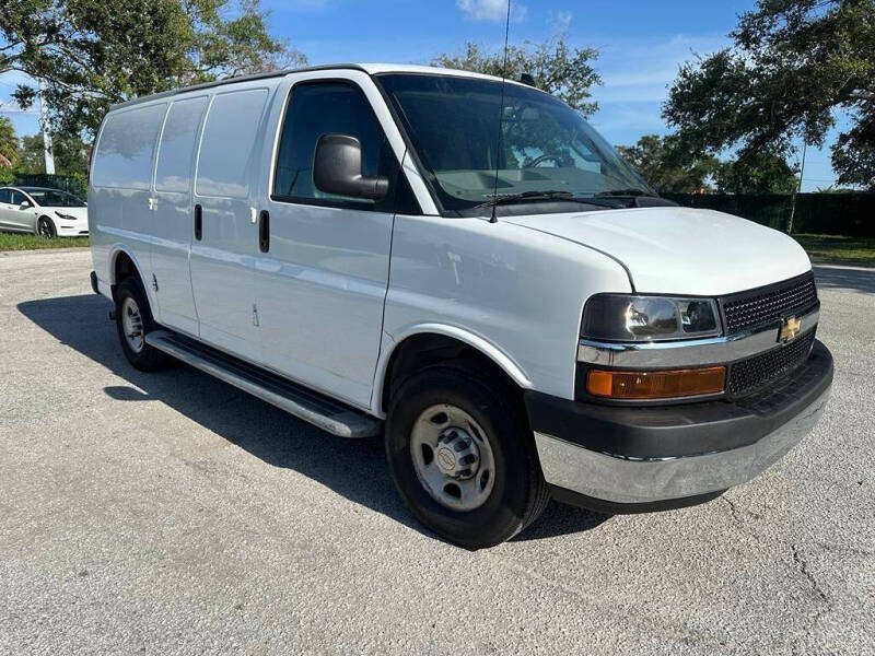 2024 Chevrolet Express 2500