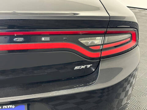 2016 Dodge Charger SXT