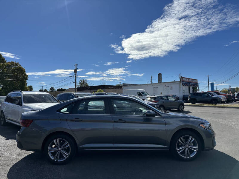 2022 Volkswagen Jetta SE