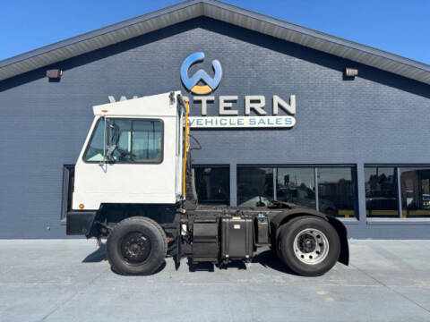 2017 Capacity Yard Spotter