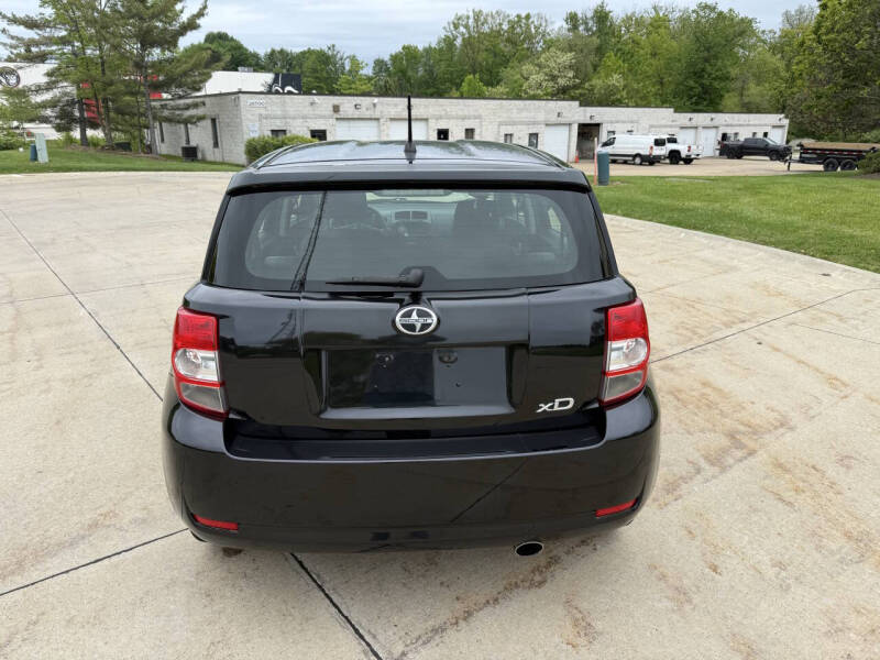 2010 Scion xD