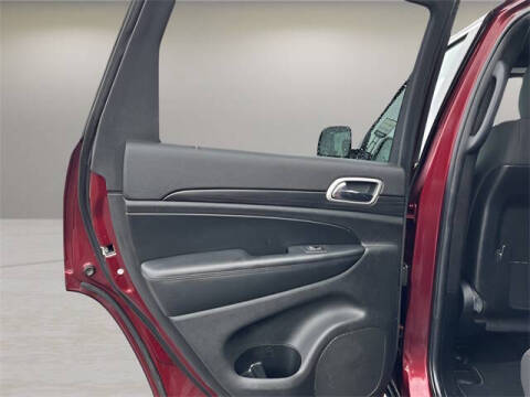 2020 Jeep Grand Cherokee Laredo E